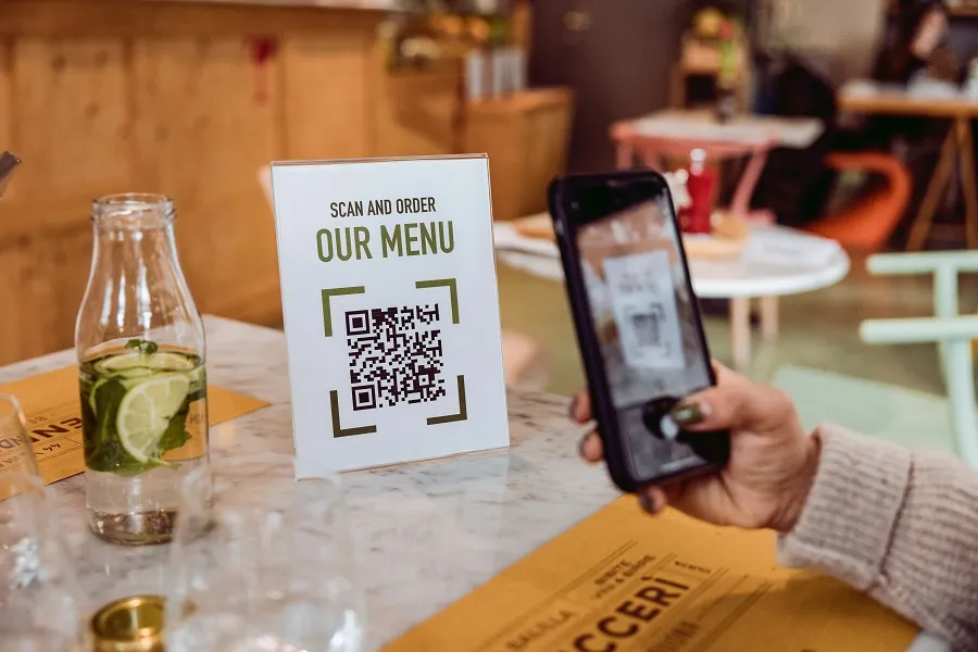 Read more about the article Restaurant Technology that is Changing Customer Experiences